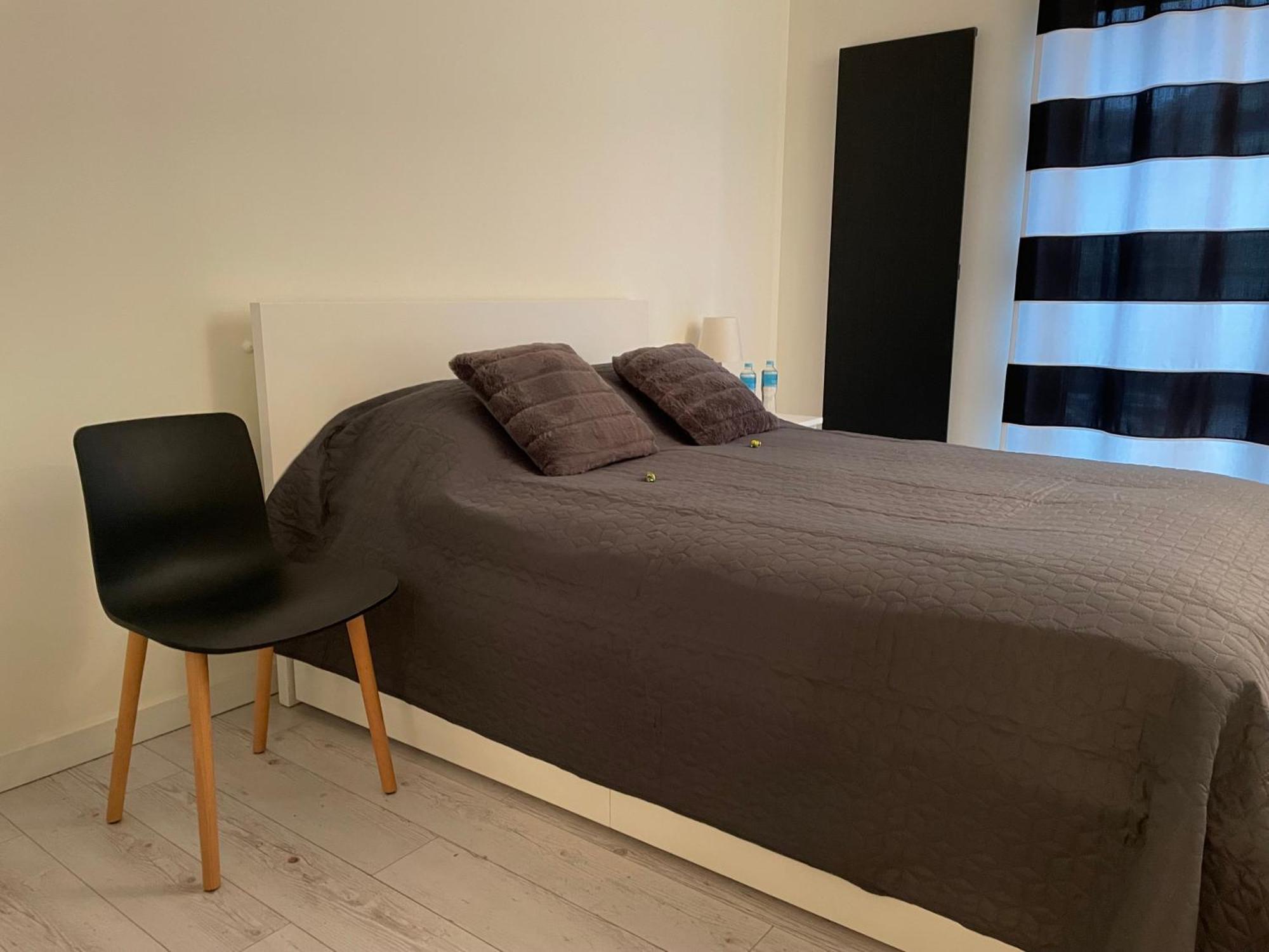 Boznicza Modern Apartment, Self Check-in 24h, Free Parking Apartment *